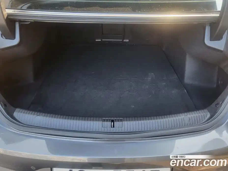 Renault SM6 2019 2.0 Автомат в Москве № 266420, фото 17