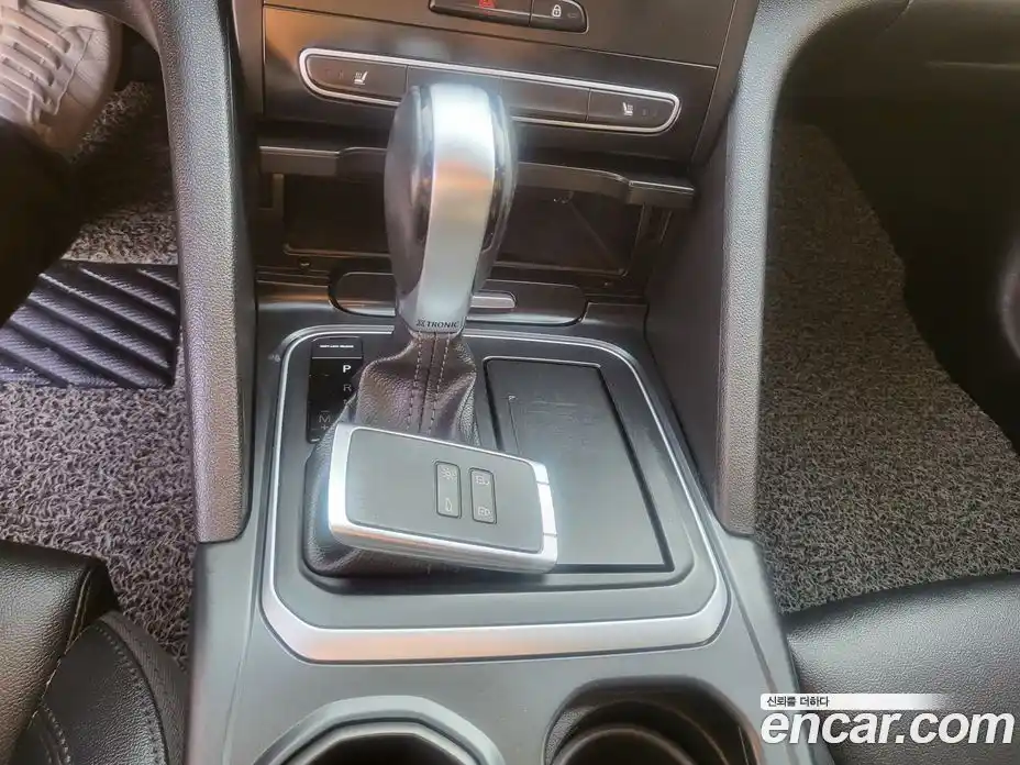 Renault SM6 2019 2.0 Автомат в Москве № 266420, фото 9