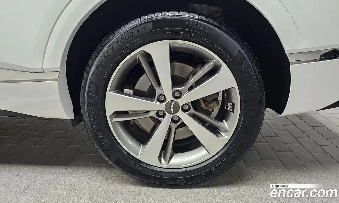 Genesis GV80 2022 2.5 Автомат в Москве № 26944, фото 18