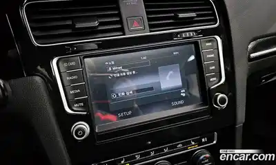 Volkswagen Golf 2016 2.0 Автомат в Москве № 277543, миниатюра 6