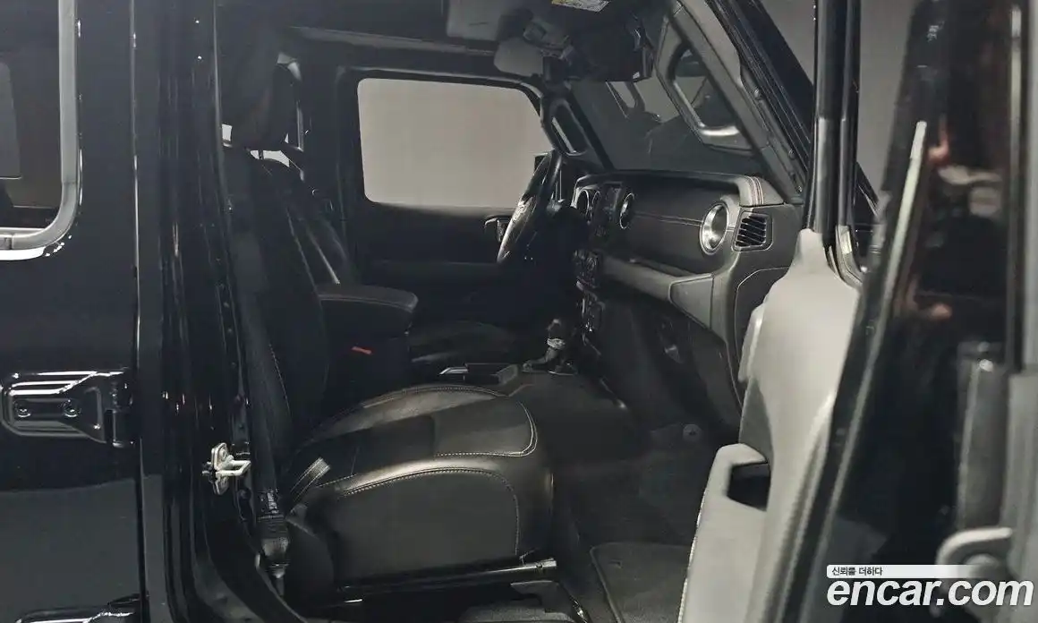 Jeep Wrangler 2021 2.0 Автомат в Москве № 278438, фото 19