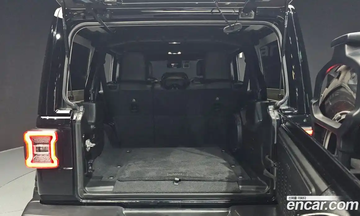 Jeep Wrangler 2021 2.0 Автомат в Москве № 278438, фото 20