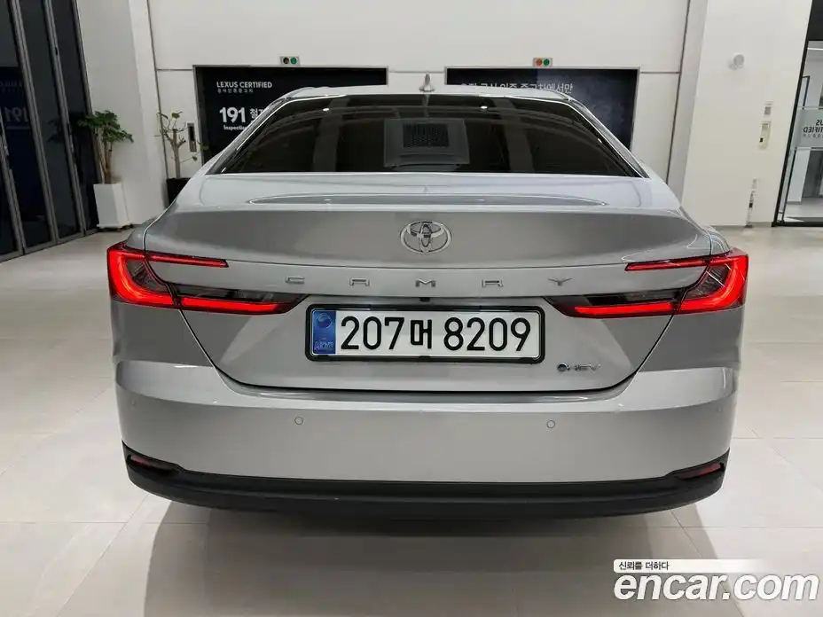 Toyota Camry 2025 2.5 Вариатор в Москве № 279754, фото 4