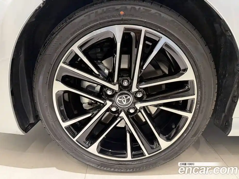 Toyota Camry 2025 2.5 Вариатор в Москве № 279754, фото 5