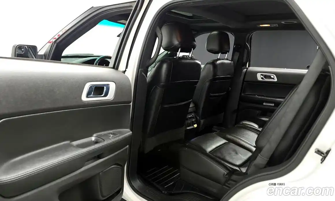 Ford Explorer 2015 3.5 Автомат в Москве № 281422, фото 16