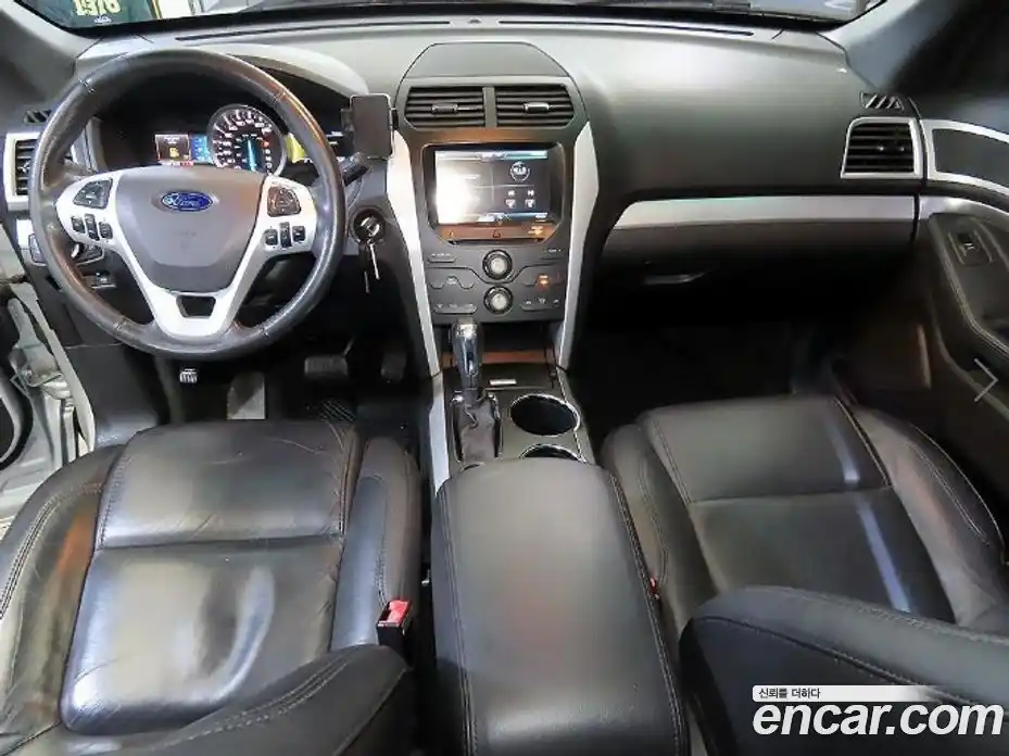 Ford Explorer 2014 2.0 Автомат в Москве № 281951, фото 10