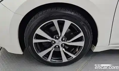 Nissan Maxima 2017 3.5 Автомат в Москве № 284973, миниатюра 9