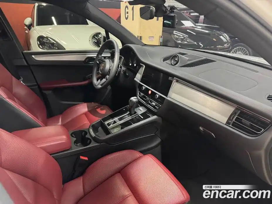 Porsche Macan 2023 2.9 Автомат в Москве № 294148, фото 14