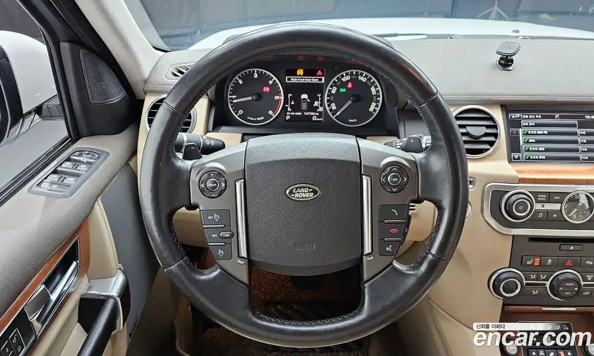 Land Rover Discovery 2015 3.0 Автомат в Москве № 295007, фото 13