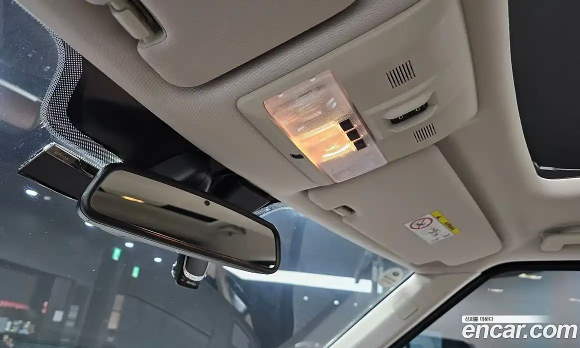 Land Rover Discovery 2015 3.0 Автомат в Москве № 295007, фото 17