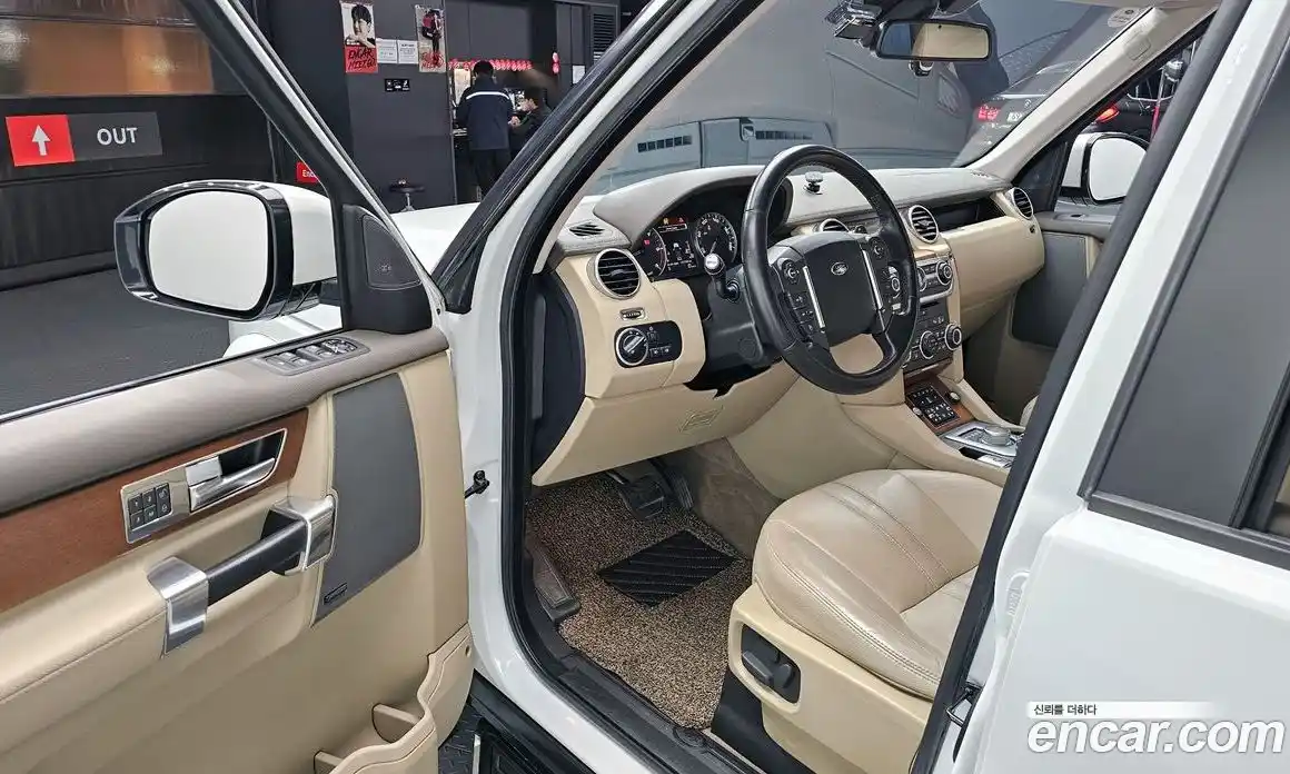 Land Rover Discovery 2015 3.0 Автомат в Москве № 295007, фото 8