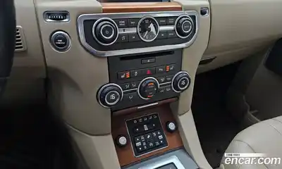 Land Rover Discovery 2015 3.0 Автомат в Москве № 295007, миниатюра 9