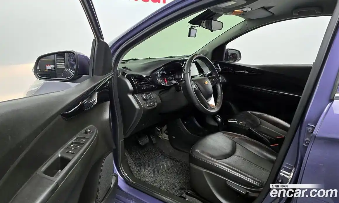 Chevrolet Spark 2016 1.0 Автомат в Москве № 314808, фото 8