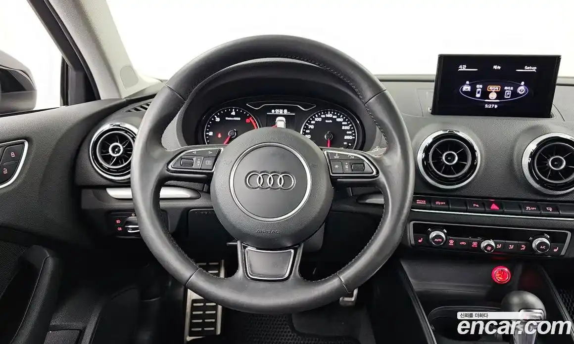 Audi A3 2014 2.0 Автомат в Москве № 324801, фото 15