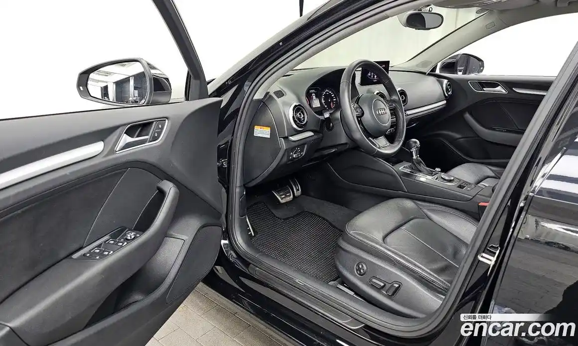 Audi A3 2014 2.0 Автомат в Москве № 324801, фото 19