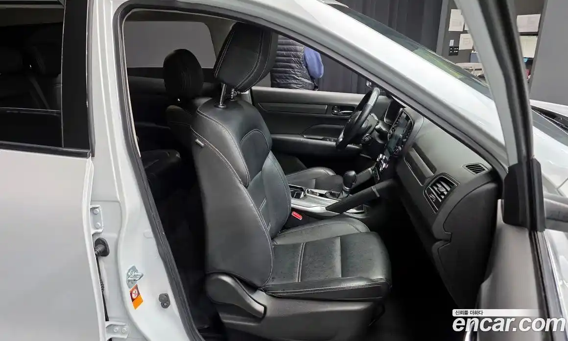 Renault QM6 2023 2.0 Автомат в Москве № 329020, фото 17