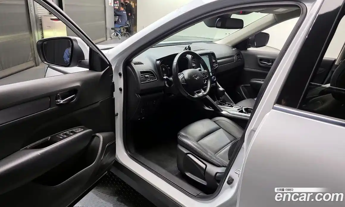 Renault QM6 2023 2.0 Автомат в Москве № 329020, фото 19