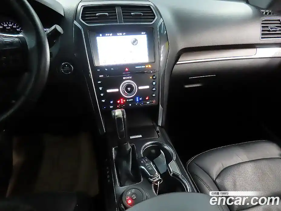 Ford Explorer 2017 2.3 Автомат в Москве № 330812, фото 11