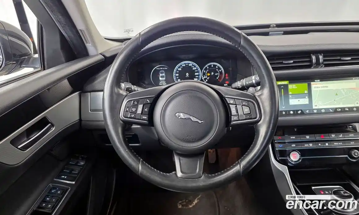 Jaguar XF 2017 2.0 Автомат в Москве № 331493, фото 20