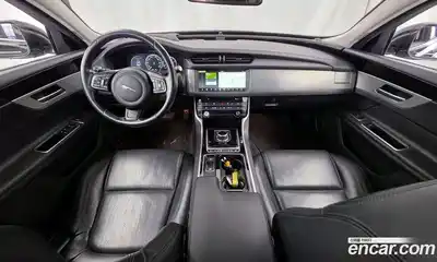 Jaguar XF 2017 2.0 Автомат в Москве № 331493, миниатюра 8
