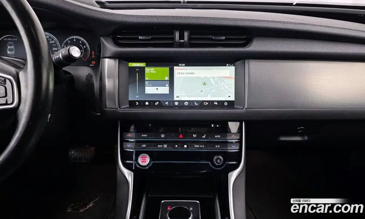 Jaguar XF 2017 2.0 Автомат в Москве № 331493, фото 10