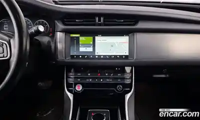 Jaguar XF 2017 2.0 Автомат в Москве № 331493, миниатюра 10