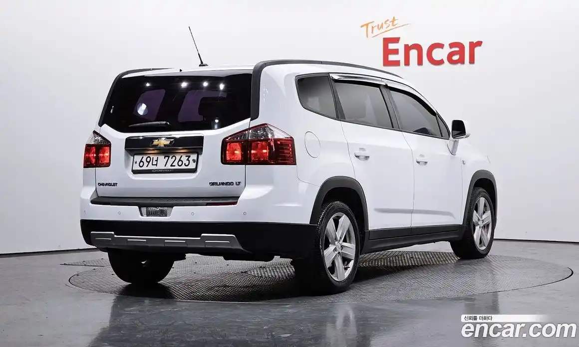 Chevrolet Orlando 2012 2.0 Автомат в Москве № 332916, фото 16