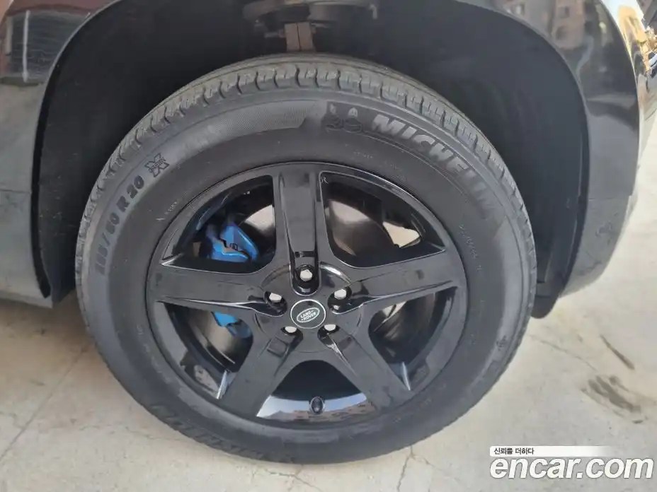 Land Rover Defender 2023 2.0 Автомат в Москве № 333216, фото 18