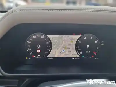 Land Rover Defender 2023 2.0 Автомат в Москве № 333216, миниатюра 5