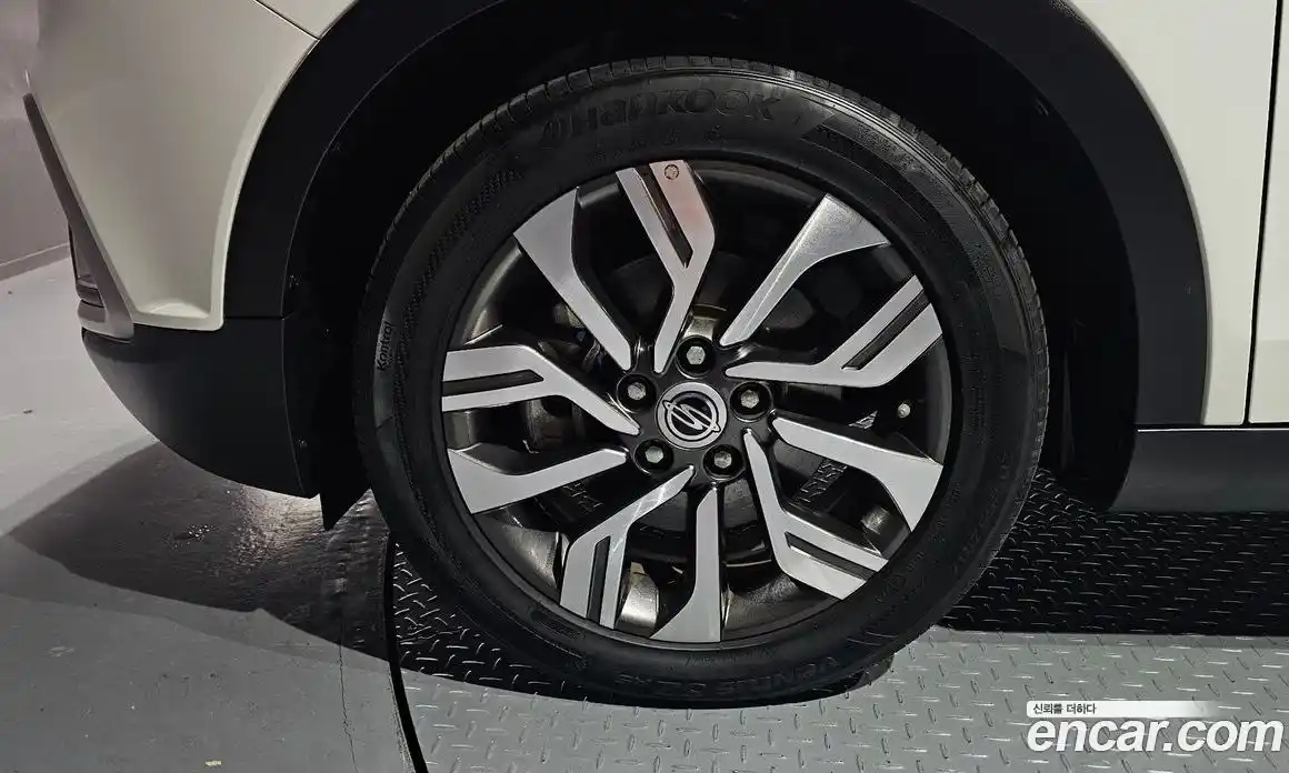 SsangYong TIBOLI 2019 1.6 Автомат в Москве № 33444, фото 5