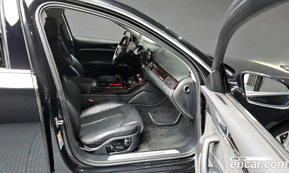 Audi A8 2013 4.0 Автомат в Москве № 343751, фото 12