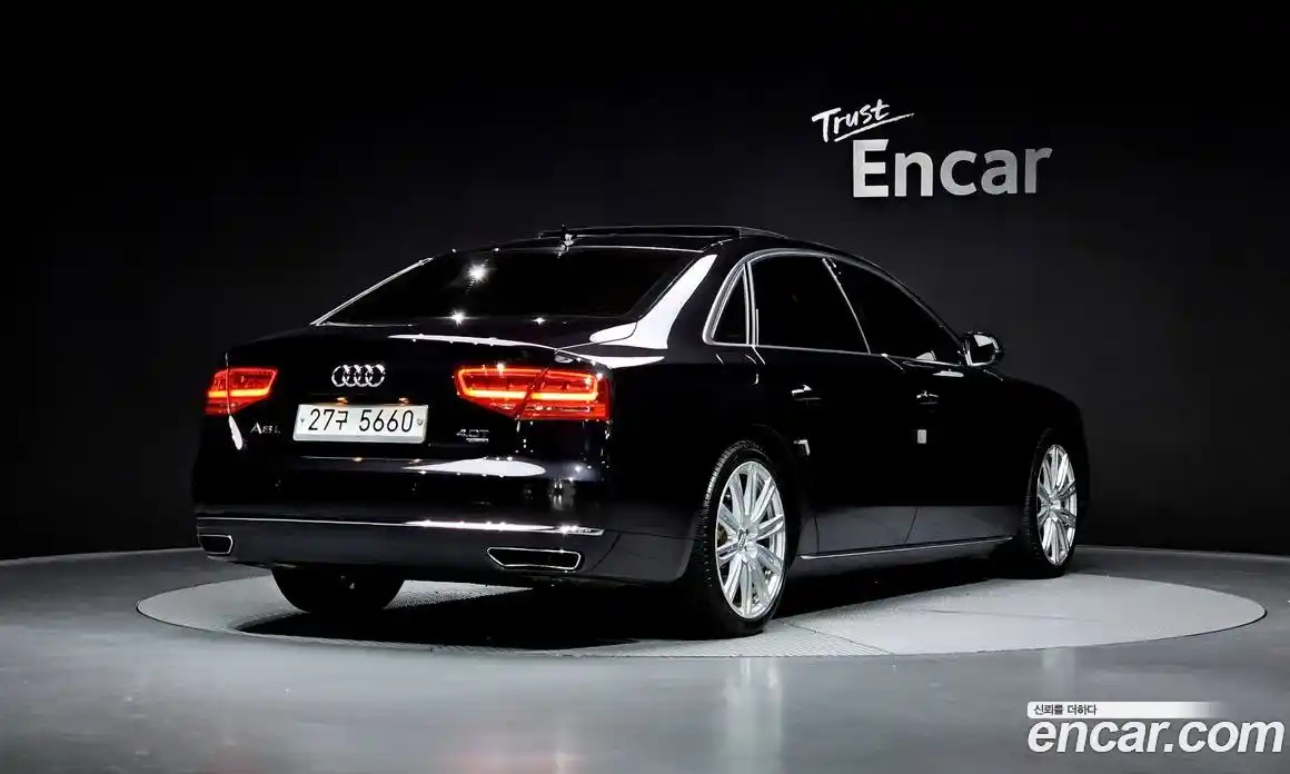 Audi A8 2013 4.0 Автомат в Москве № 343751, фото 13