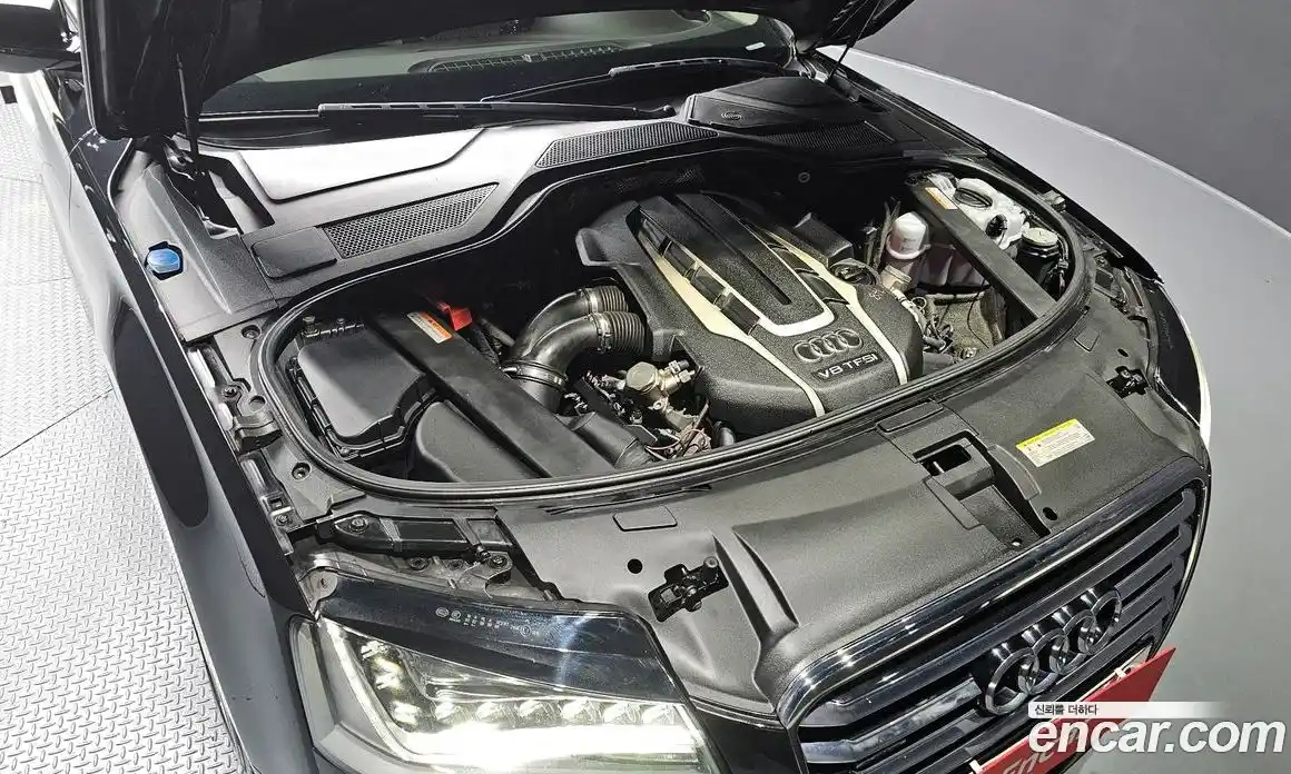 Audi A8 2013 4.0 Автомат в Москве № 343751, фото 17