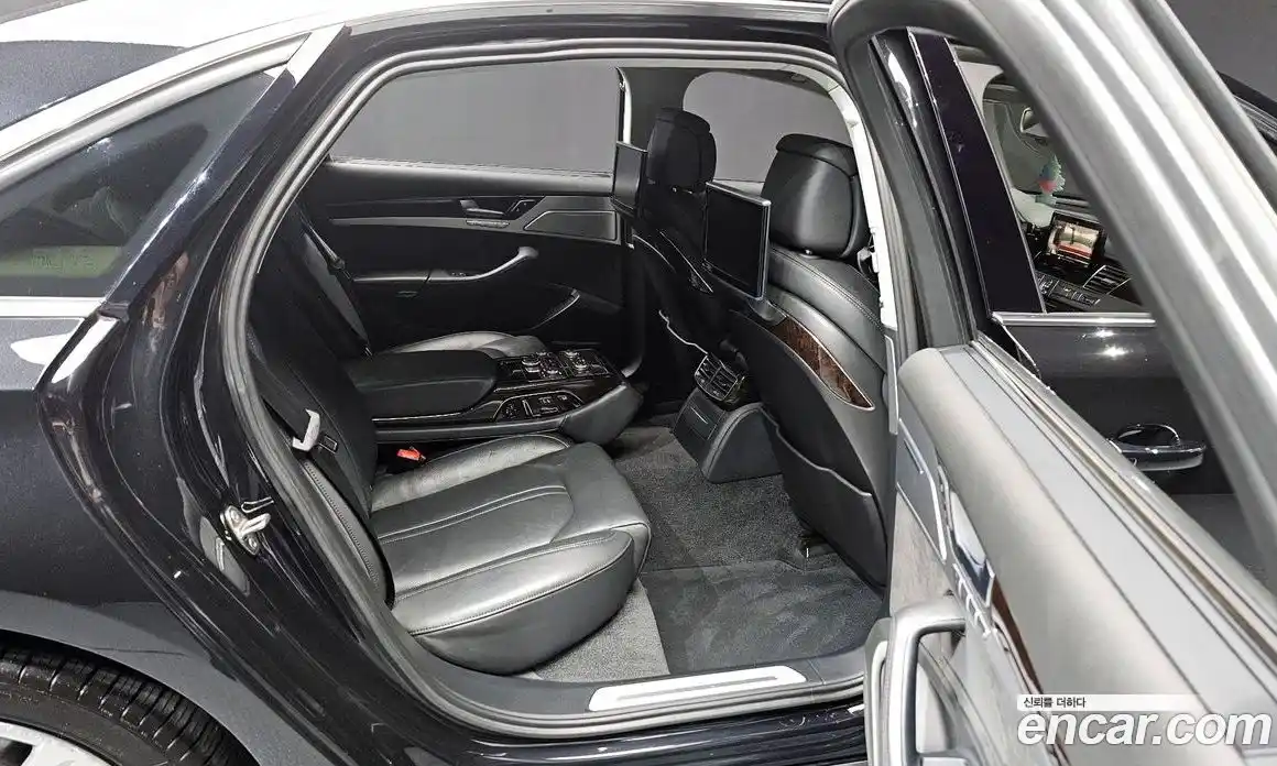 Audi A8 2013 4.0 Автомат в Москве № 343751, фото 20