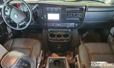 Chevrolet Express Van 2019 6.0 Автомат в Москве № 353819, миниатюра 7