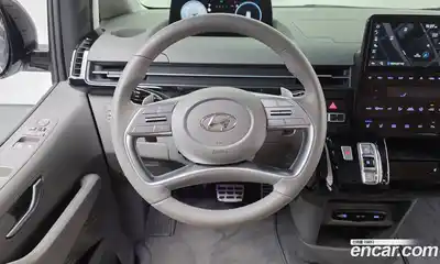 Hyundai Staria, 2023