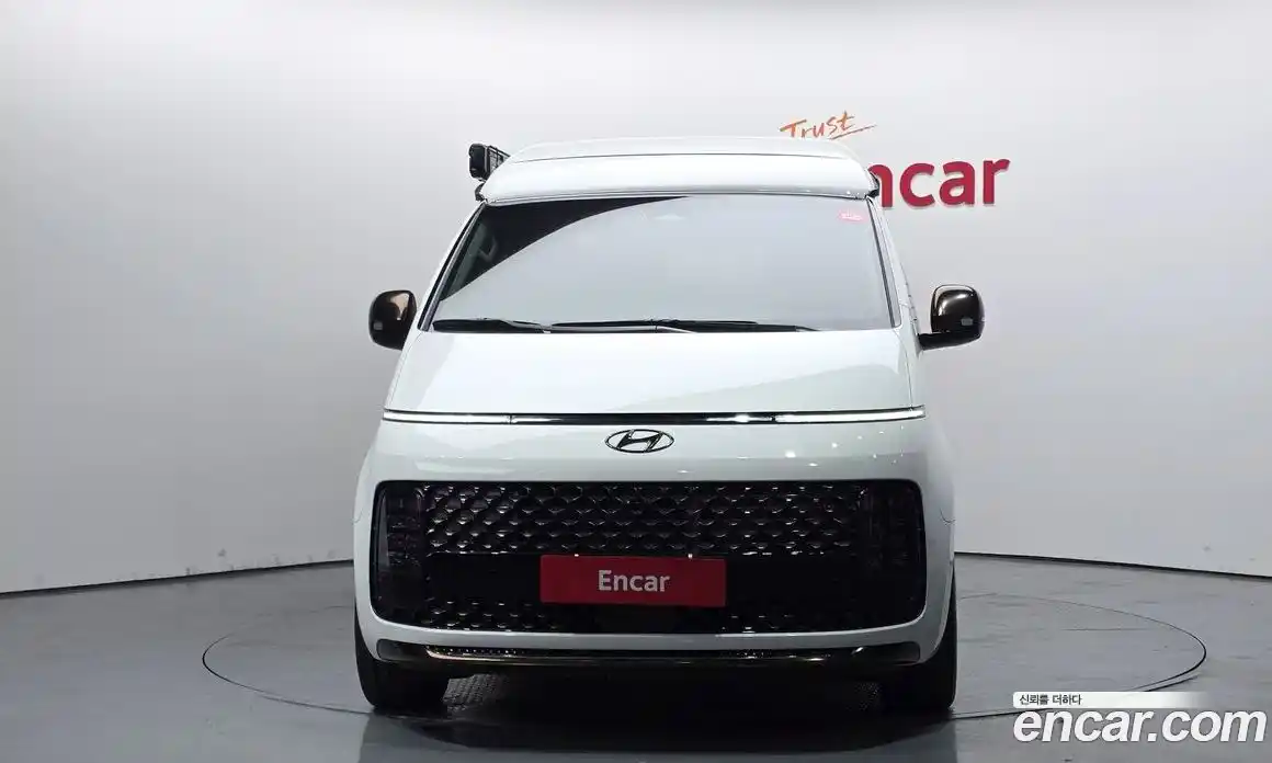 Hyundai Staria 2023 2.2 Автомат в Москве № 3584, фото 7