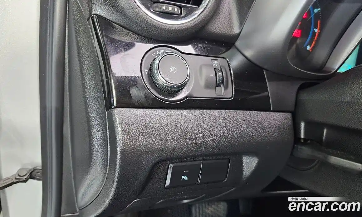 Chevrolet Orlando 2016 2.0 Автомат в Москве № 36994, фото 4