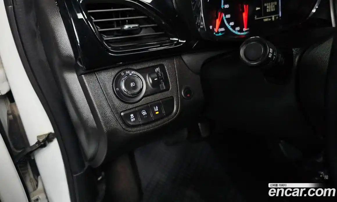 Chevrolet Spark 2017 1.0 Автомат в Москве № 371183, фото 14