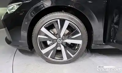 Volkswagen Golf 2026 2.0 Автомат в Москве № 382691, миниатюра 5