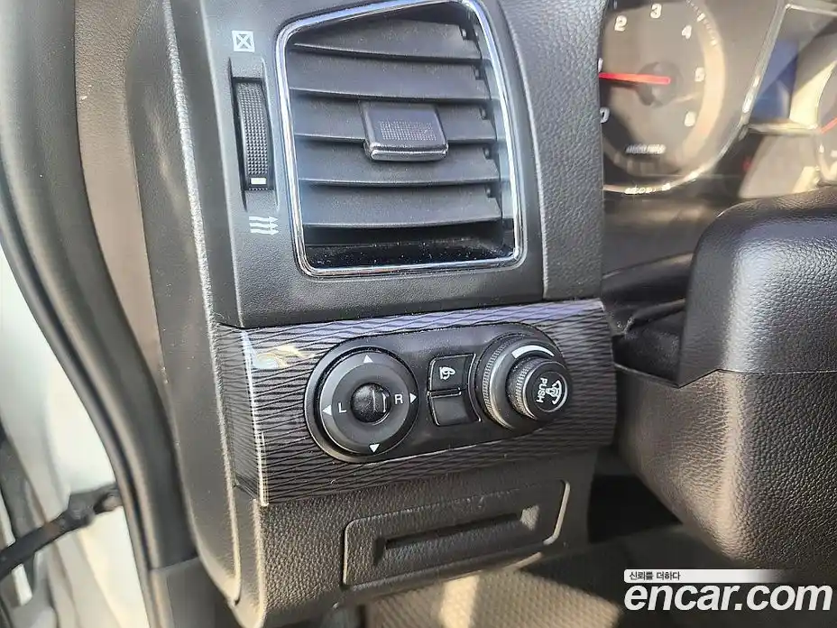 Chevrolet Captiva 2014 2.0 Автомат в Москве № 38359, фото 11