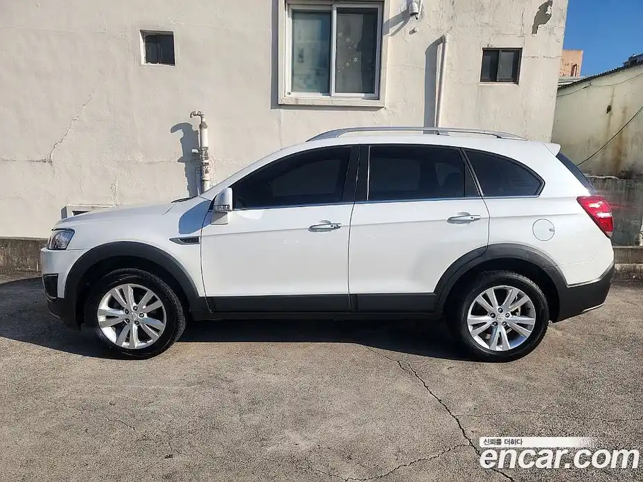 Chevrolet Captiva 2014 2.0 Автомат в Москве № 38359, фото 3