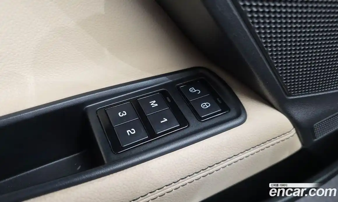 Jaguar XE 2016 2.0 Автомат в Москве № 385984, фото 13