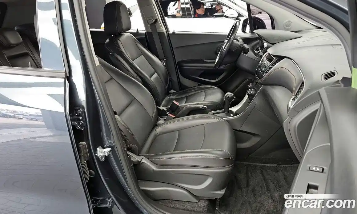 Chevrolet Trax 2021 1.6 Автомат в Москве № 40631, фото 3