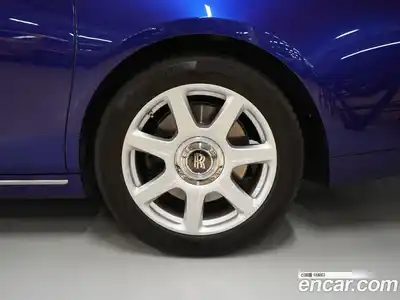 Rolls-Royce Phantom 2022 6.7 Автомат в Москве № 407374, миниатюра 12