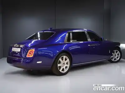 Rolls-Royce Phantom 2022 6.7 Автомат в Москве № 407374, миниатюра 2