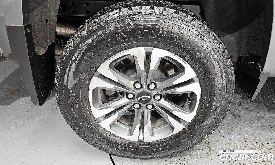 Chevrolet Colorado 2022 3.6 Автомат в Москве № 41255, фото 19