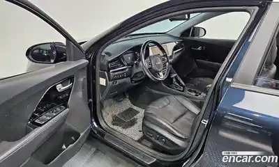 Kia Niro 2022 1.6 Автомат в Москве № 418519, миниатюра 11