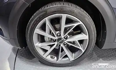 Kia Niro 2022 1.6 Автомат в Москве № 418519, миниатюра 5