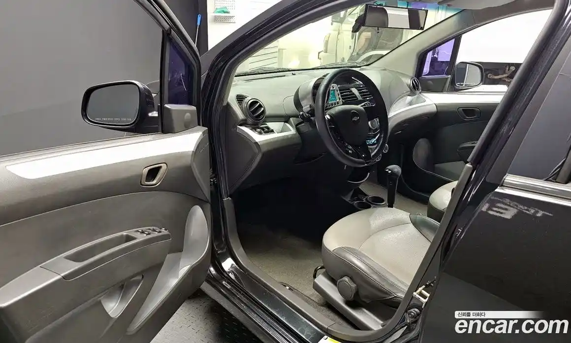 Chevrolet Spark 2012 1.0 Автомат в Москве № 42166, фото 8